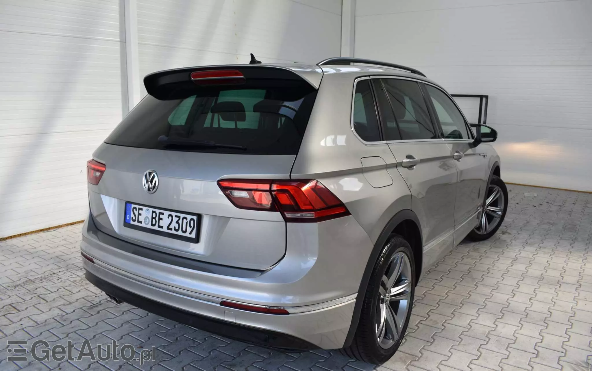 VOLKSWAGEN Tiguan 2.0 TDI SCR R-Line