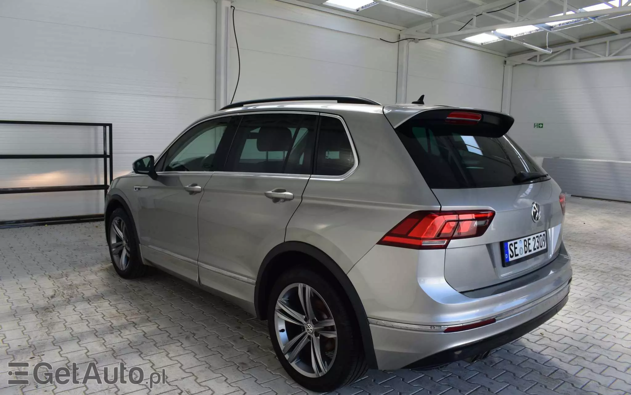 VOLKSWAGEN Tiguan 2.0 TDI SCR R-Line