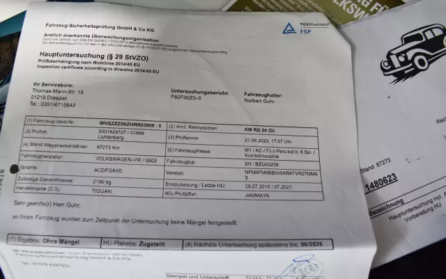 VOLKSWAGEN Tiguan 2.0 TDI SCR R-Line