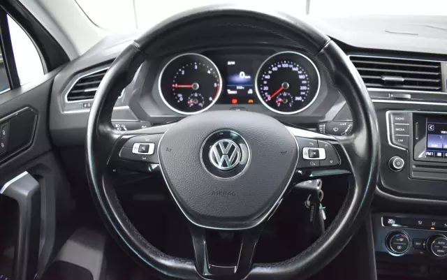 VOLKSWAGEN Tiguan 2.0 TDI SCR R-Line