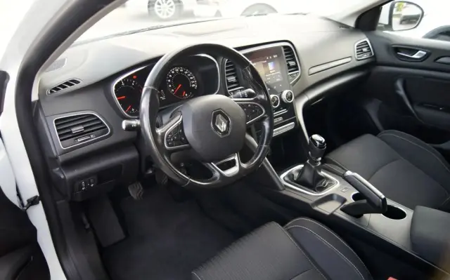 RENAULT Megane 1.5 Blue dCi Intens