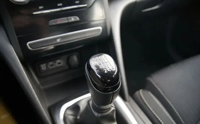 RENAULT Megane 1.5 Blue dCi Intens