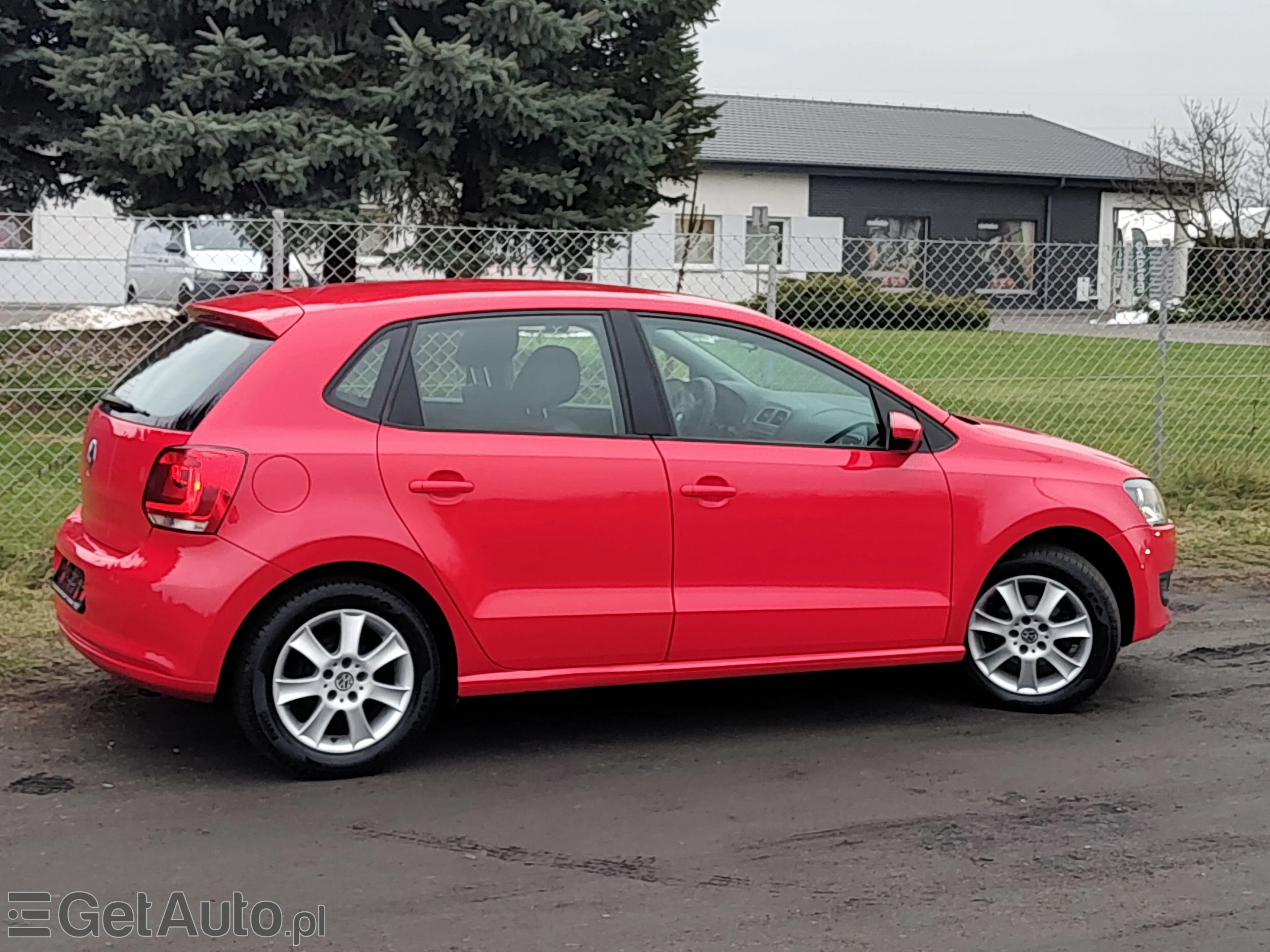 VOLKSWAGEN Polo Comfortline