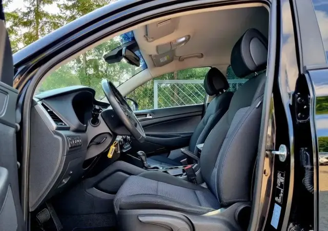 HYUNDAI Tucson 1.7 CRDI BlueDrive Premium 2WD DCT