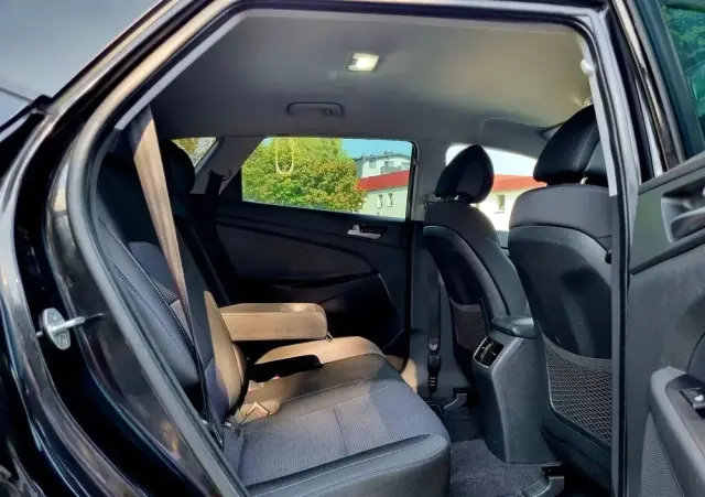 HYUNDAI Tucson 1.7 CRDI BlueDrive Premium 2WD DCT