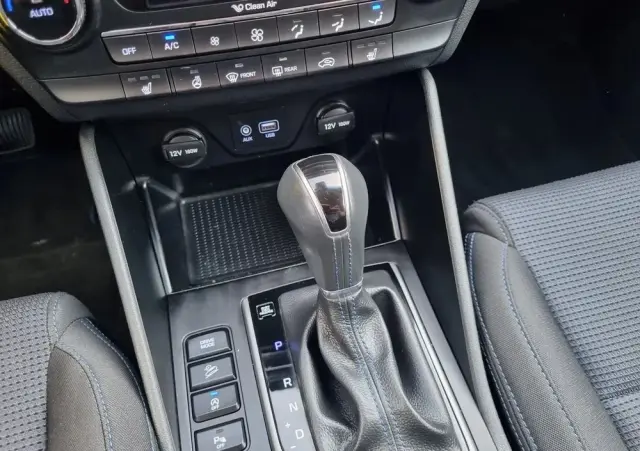 HYUNDAI Tucson 1.7 CRDI BlueDrive Premium 2WD DCT