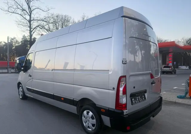 RENAULT Master 