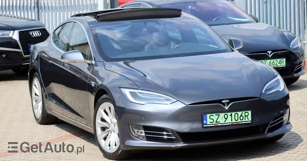 TESLA Model S Long Range Plus