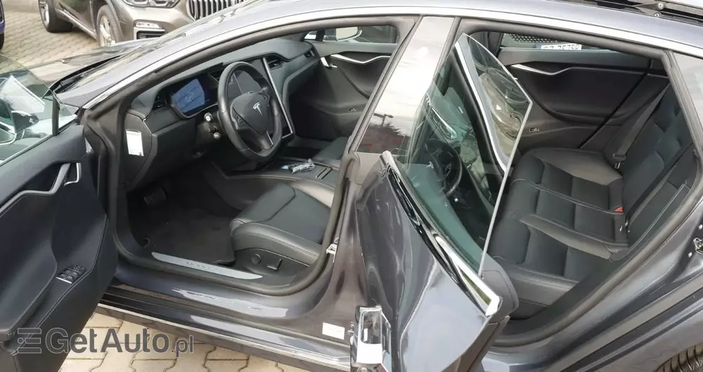 TESLA Model S Long Range Plus
