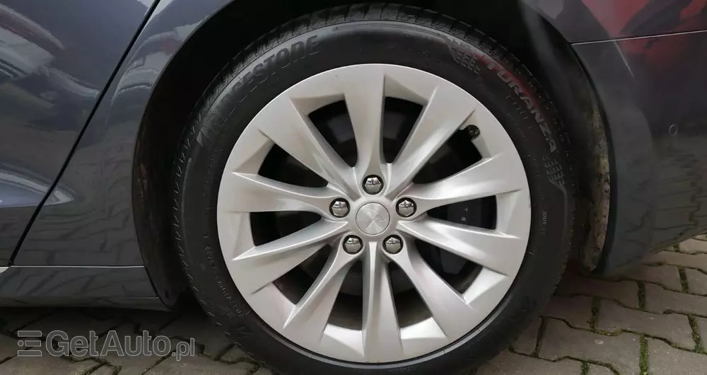 TESLA Model S Long Range Plus