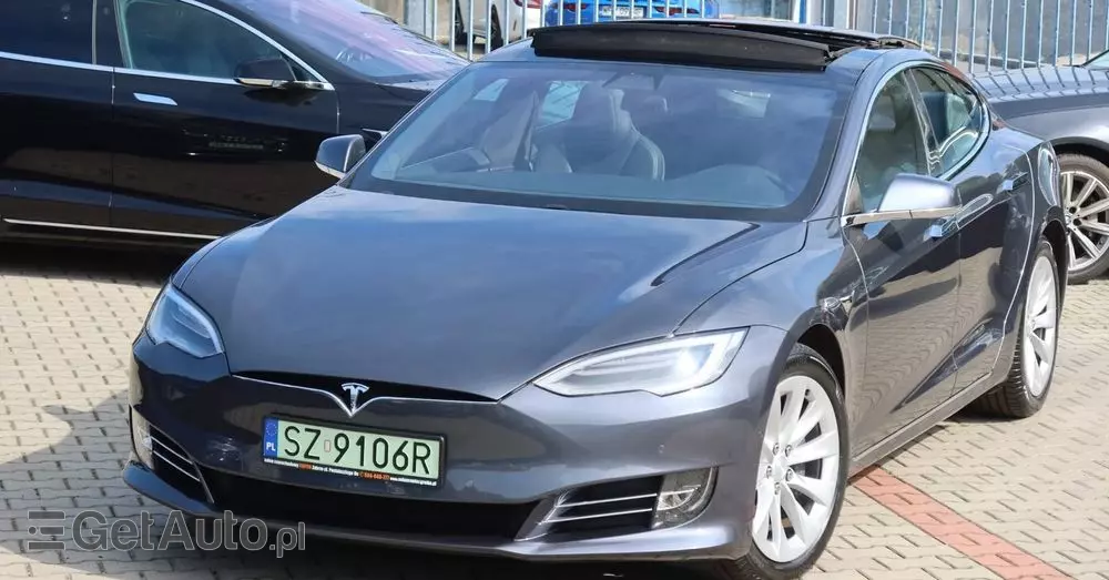 TESLA Model S Long Range Plus