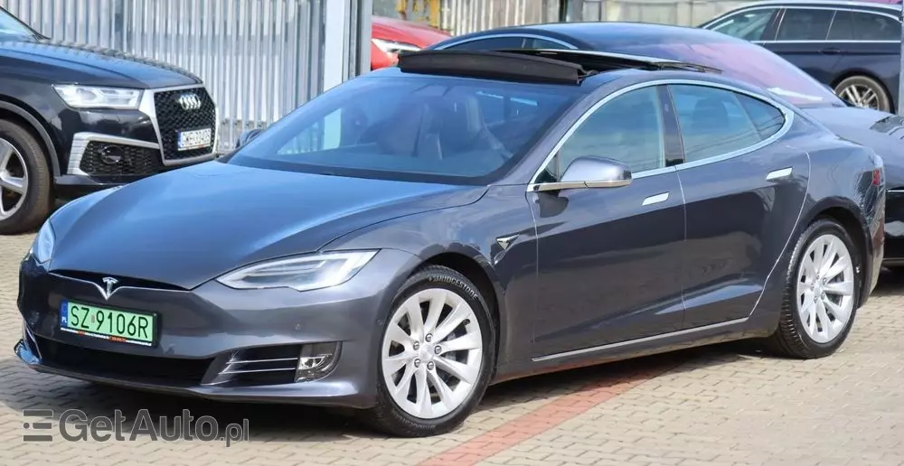 TESLA Model S Long Range Plus