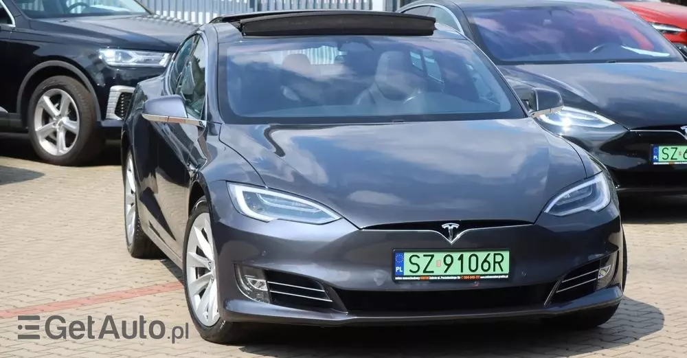 TESLA Model S Long Range Plus