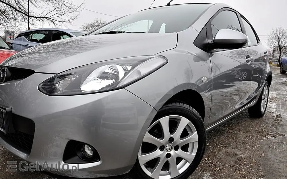 MAZDA 2 1.3 90th Anniversary