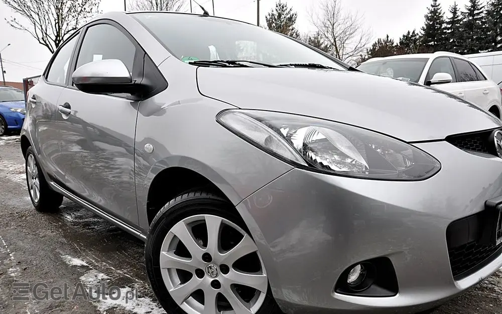 MAZDA 2 1.3 90th Anniversary