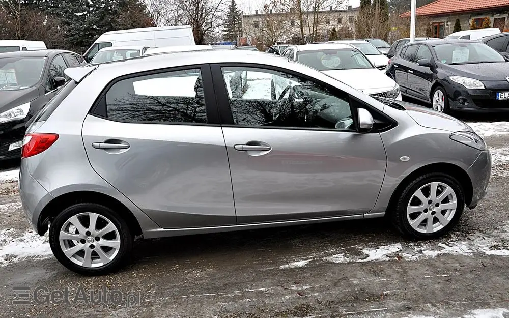 MAZDA 2 1.3 90th Anniversary