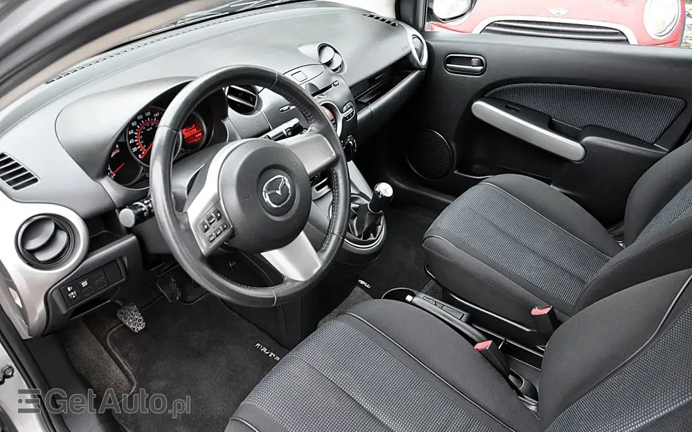 MAZDA 2 1.3 90th Anniversary