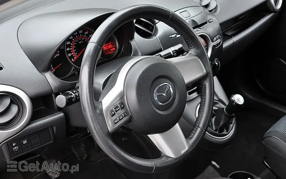 MAZDA 2 1.3 90th Anniversary