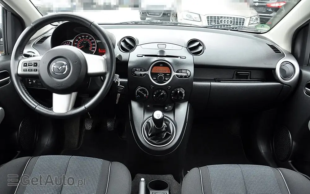 MAZDA 2 1.3 90th Anniversary