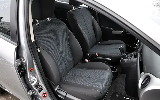 MAZDA 2 1.3 90th Anniversary