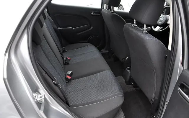 MAZDA 2 1.3 90th Anniversary