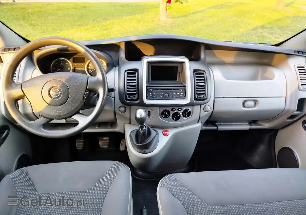OPEL Vivaro 