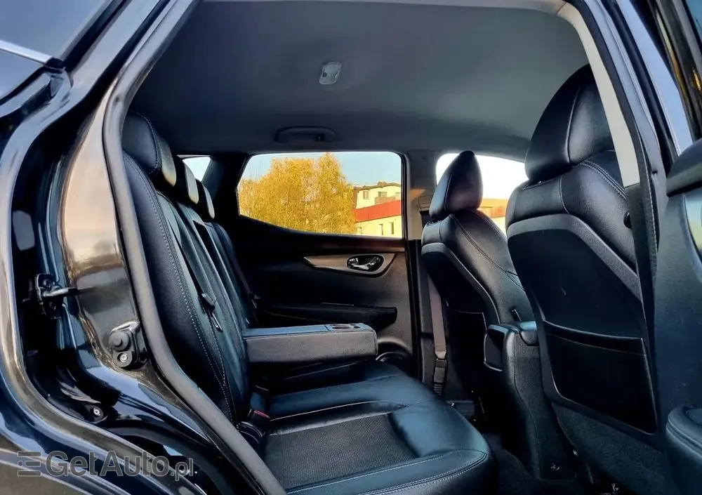 NISSAN Qashqai 1.2 DIG-T Tekna