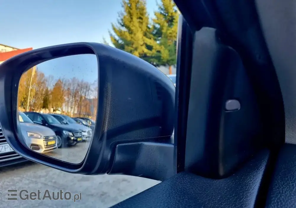 NISSAN Qashqai 1.2 DIG-T Tekna