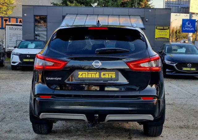 NISSAN Qashqai 1.2 DIG-T Tekna