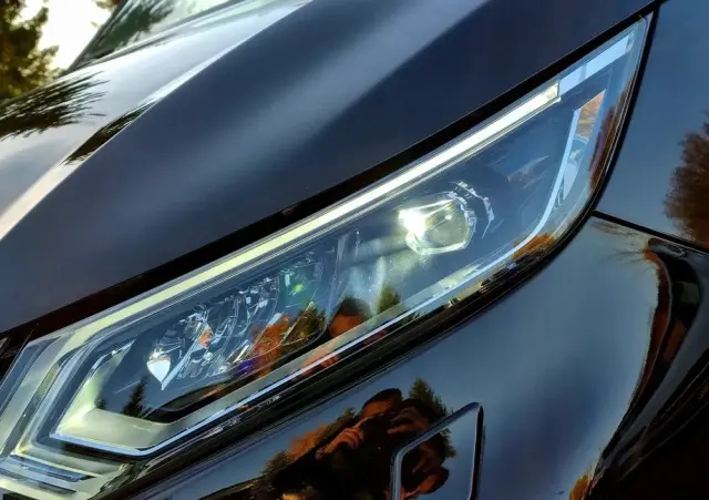 NISSAN Qashqai 1.2 DIG-T Tekna