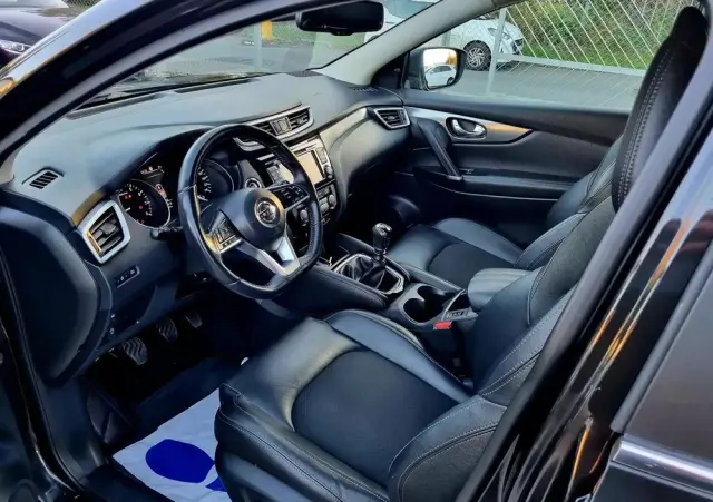 NISSAN Qashqai 1.2 DIG-T Tekna