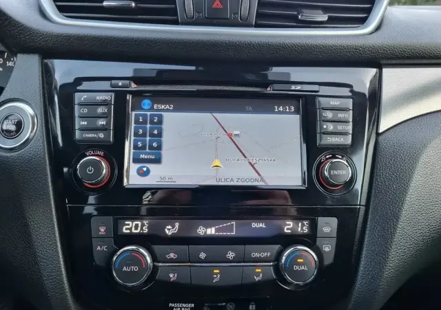 NISSAN Qashqai 1.2 DIG-T Tekna