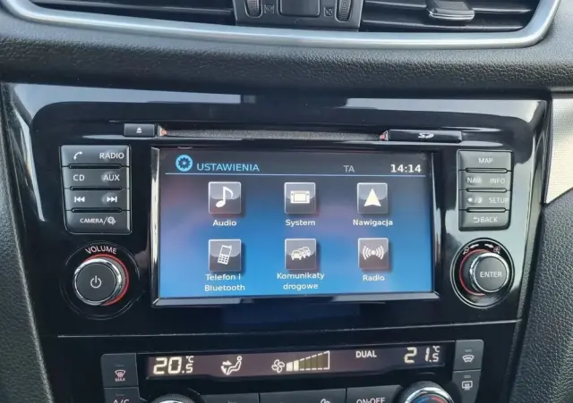 NISSAN Qashqai 1.2 DIG-T Tekna