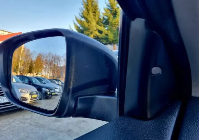 NISSAN Qashqai 1.2 DIG-T Tekna