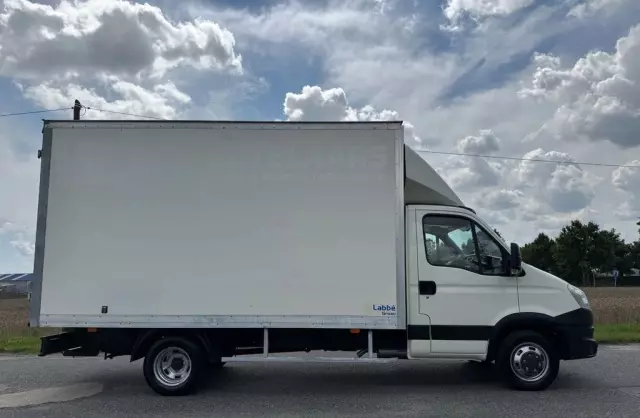 IVECO 35 Daily 