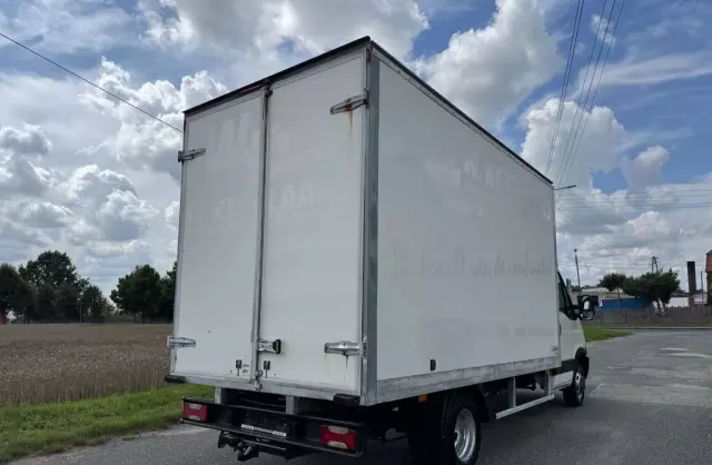 IVECO 35 Daily 