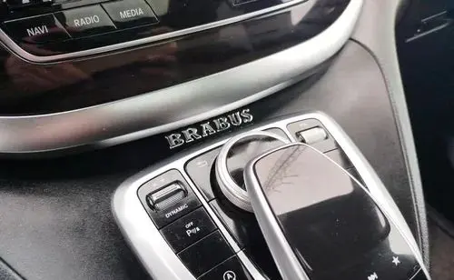 MERCEDES-BENZ Klasa V 