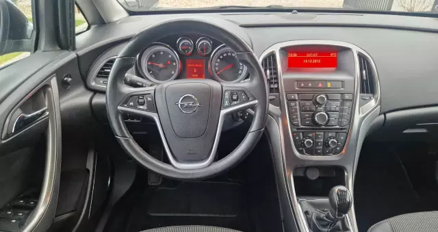 OPEL Astra 1.7 CDTI Caravan DPF Cosmo