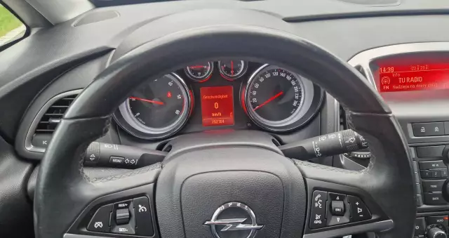 OPEL Astra 1.7 CDTI Caravan DPF Cosmo