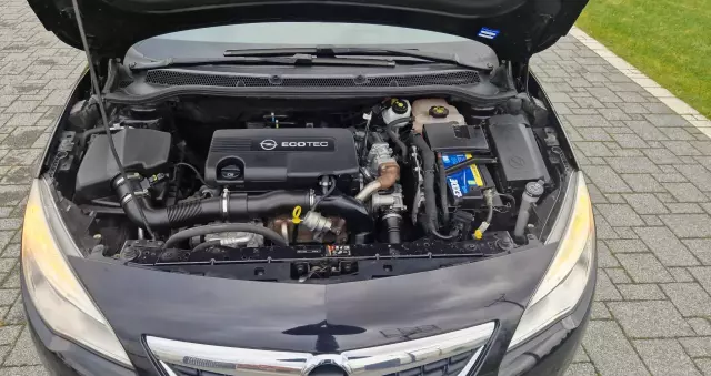 OPEL Astra 1.7 CDTI Caravan DPF Cosmo