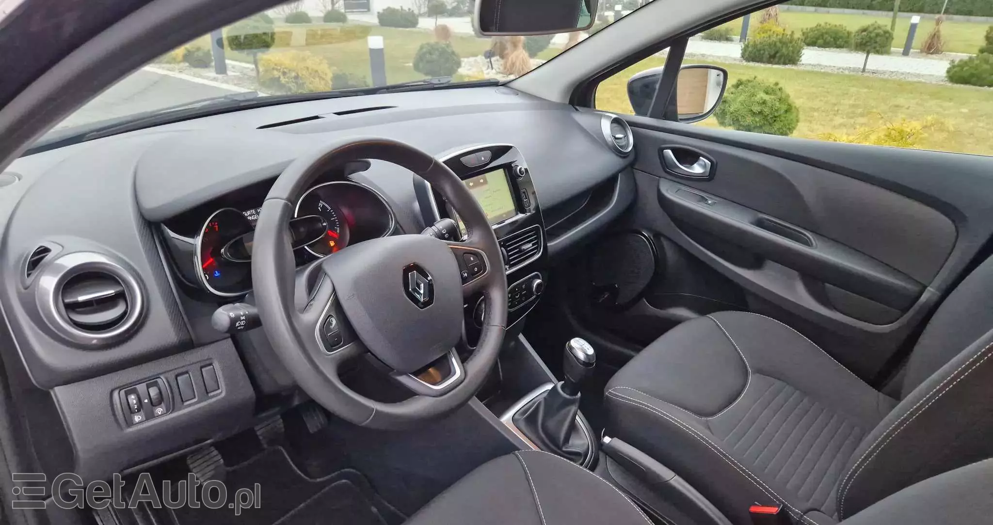 RENAULT Clio 1.2 16V 75 Limited