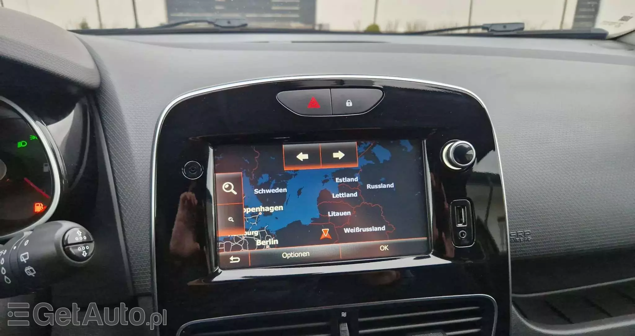 RENAULT Clio 1.2 16V 75 Limited