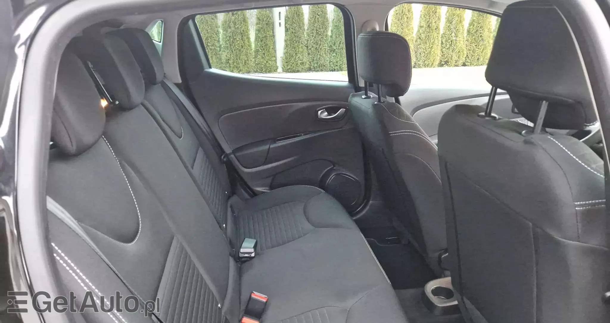 RENAULT Clio 1.2 16V 75 Limited