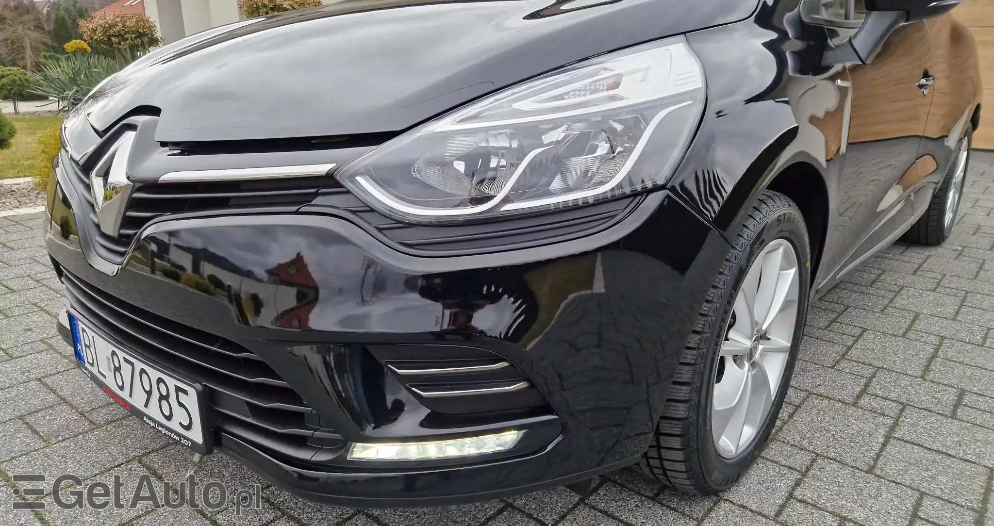 RENAULT Clio 1.2 16V 75 Limited