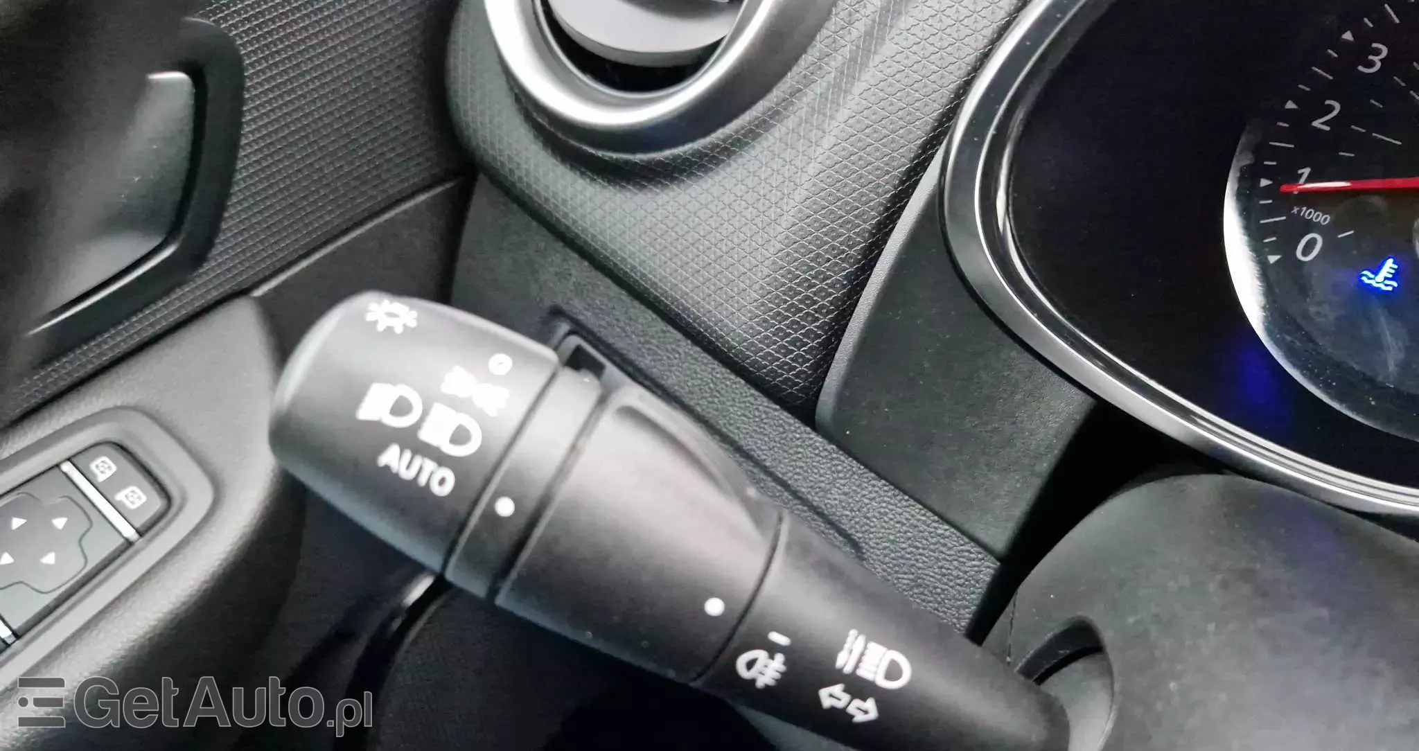 RENAULT Clio 1.2 16V 75 Limited