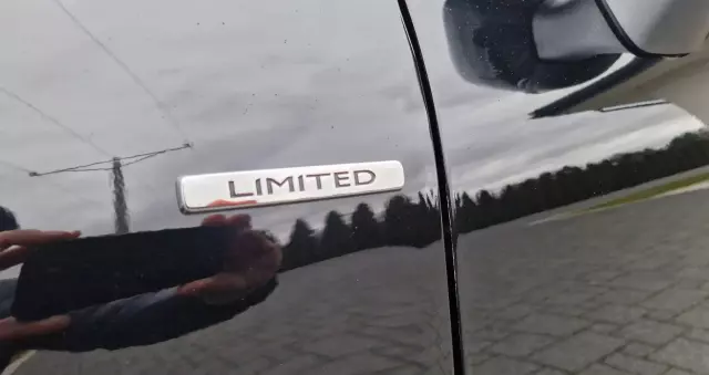 RENAULT Clio 1.2 16V 75 Limited