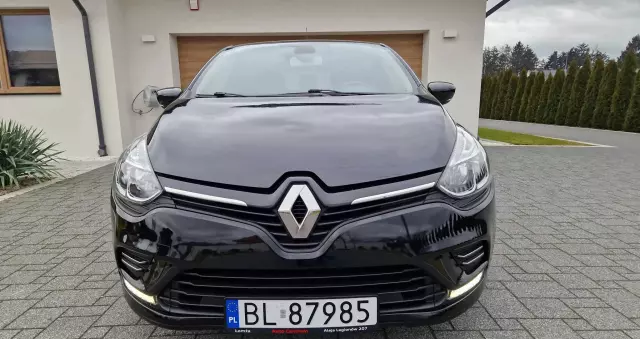 RENAULT Clio 1.2 16V 75 Limited