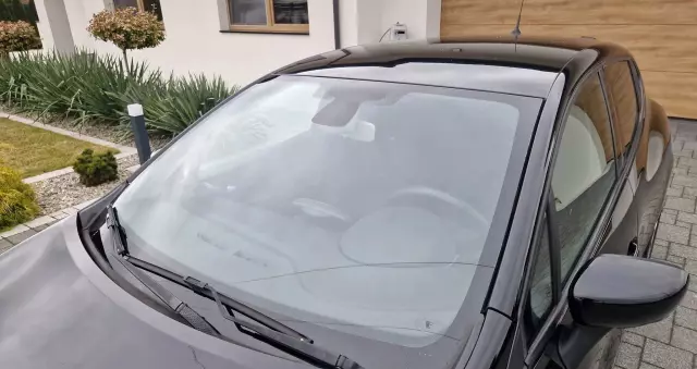 RENAULT Clio 1.2 16V 75 Limited