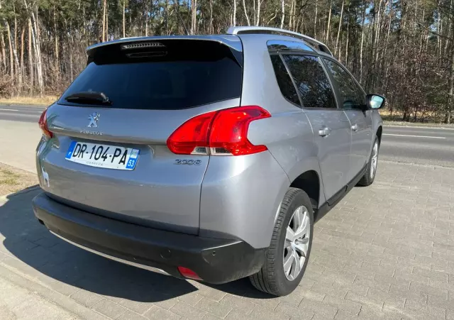 PEUGEOT 2008 