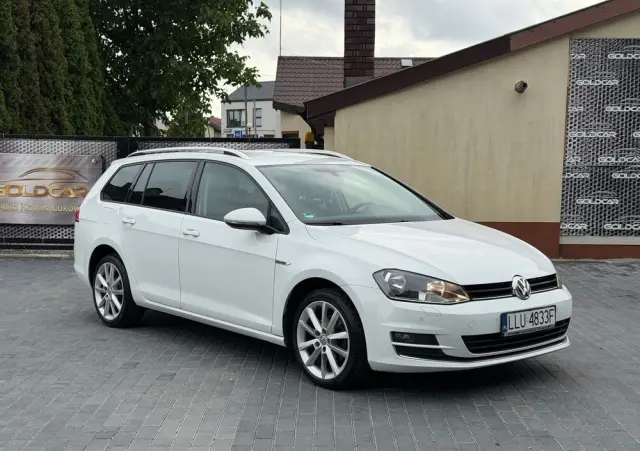 VOLKSWAGEN Golf 1.6 TDI BlueMotion Technology Lounge